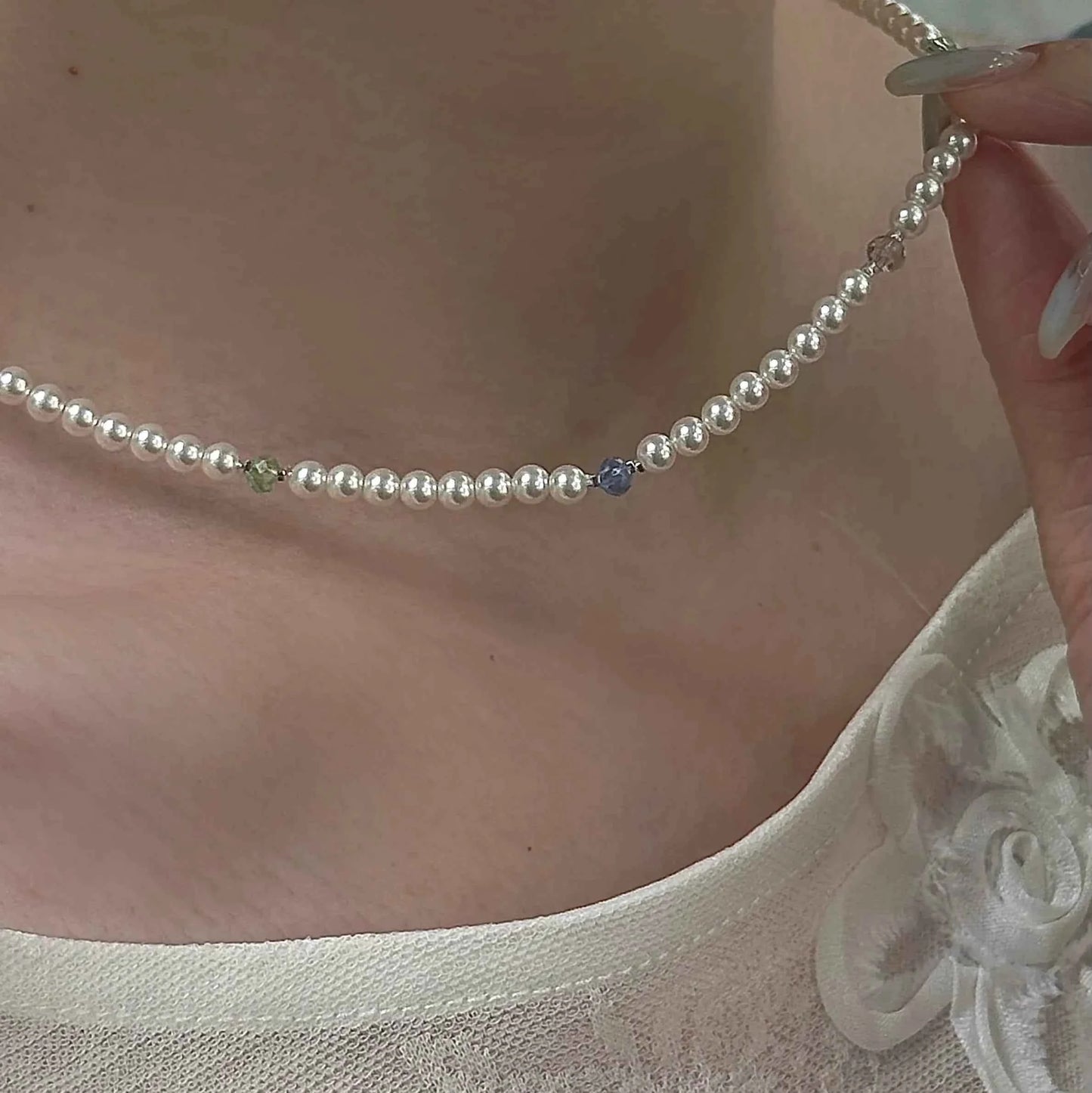"Yingluo" 925 Sterling Silver Necklace with Pearls and Czech Beads - Unique and Gentle