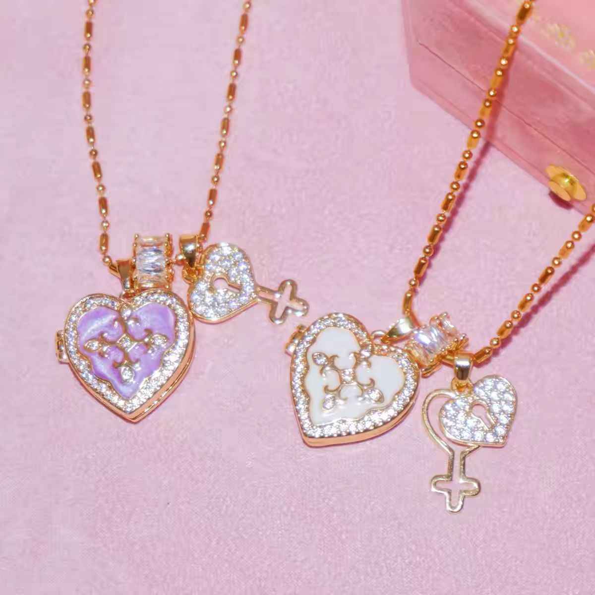 Monet Crystal – Elegant 925 Silver & 18k Gold Jewelry with Hand-Packed